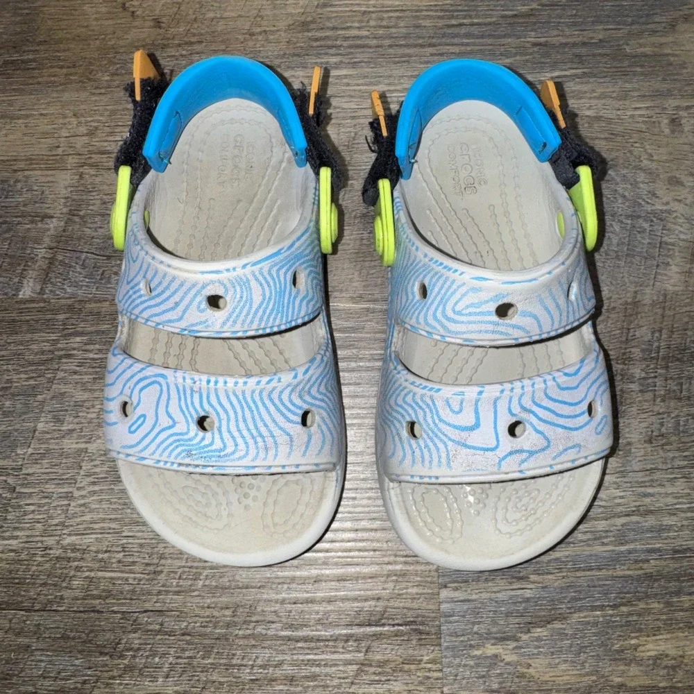 Crocs Kids All-Terrain Sandal Blue Topographic Topo Print Gray C11 Outdoor
